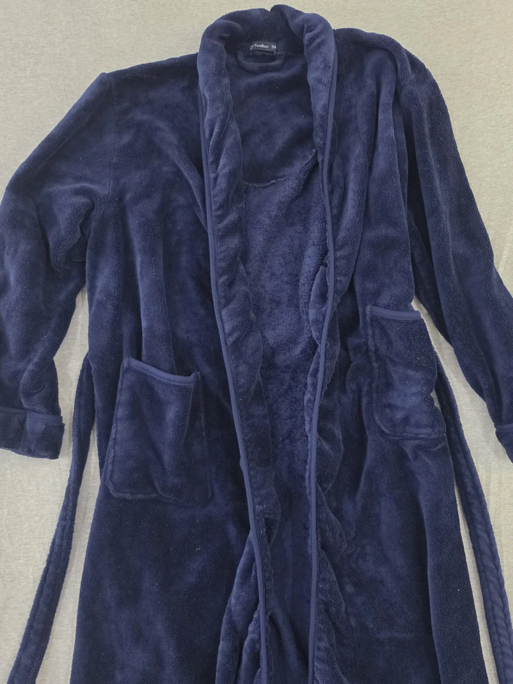 Plush Navy Shawl-Collar Bath Robe with Belt